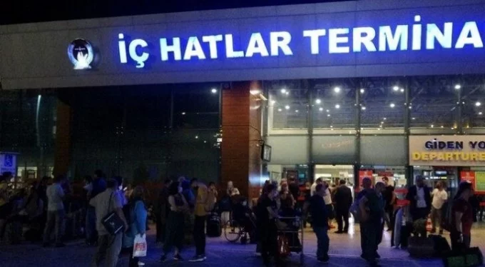 Trabzon Havalimanı pisti uçuşlara kapatıldı