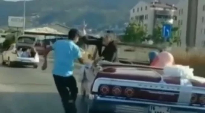 Bursa'da bahşiş isteyen çocuk damadı çileden çıkardı