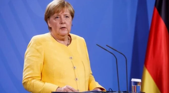 Merkel: Kabil'deki havaalanı hayati öneme sahip