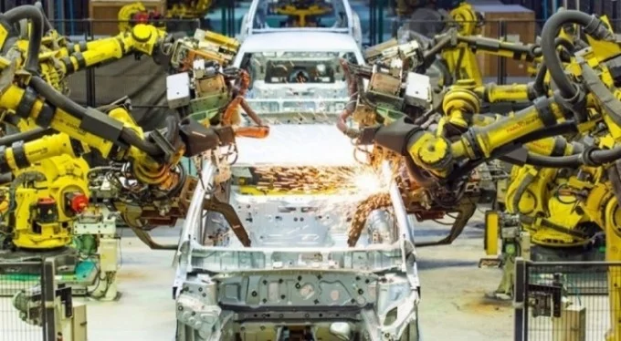 Bursa'daki dev fabrika Renault, üretime 4 gün ara verdi