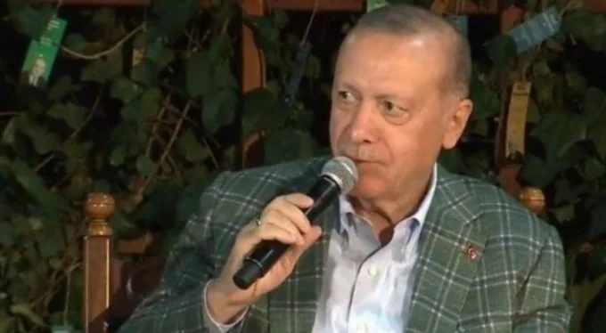 Cumhurbaşkanı Erdoğan "Gençlerle Şiir Gecesi" programına katıldı