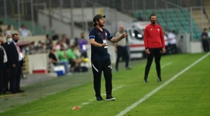 Bursaspor Teknik Direktörü Tekke: Keşke kötü oynasaydık da 3 puan alsaydık!