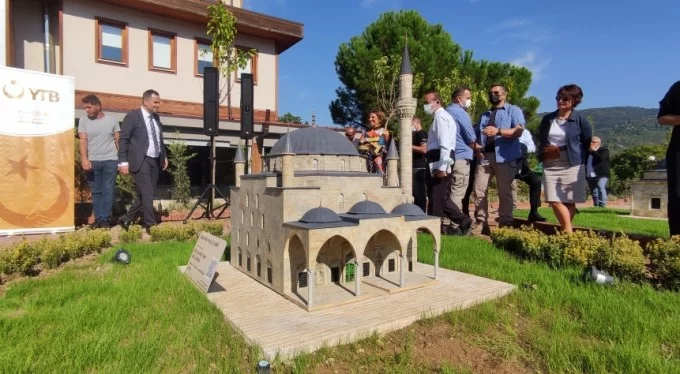 Balkanlar'daki Türk eserlerinin minyatürleri Bursa'da yapıldı
