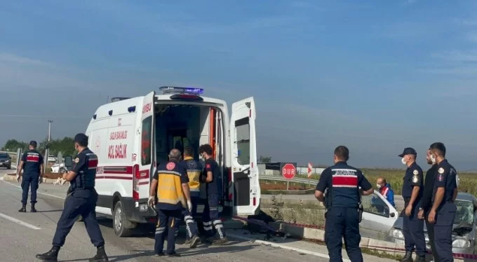 Bursa'da feci kaza! Kamyonet ile otomobil çarpıştı: Ölü ve yaralı var