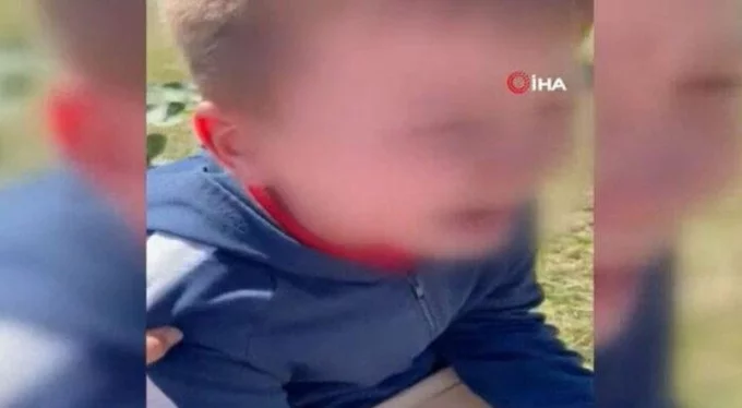 Oğluyla kavga eden çocuğa dehşeti yaşattı, bir de kameraya aldı!