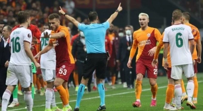 Rusya'dan Galatasaray maç için açıklama! "Tekrar edilsin"