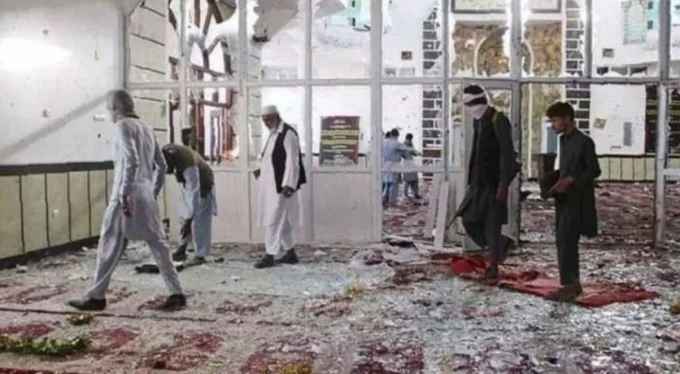 Afganistan'da camiye saldırı: Çok sayıda yaralı var
