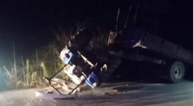 Bursa'da sürücüyü ölümden kabin kurtardı