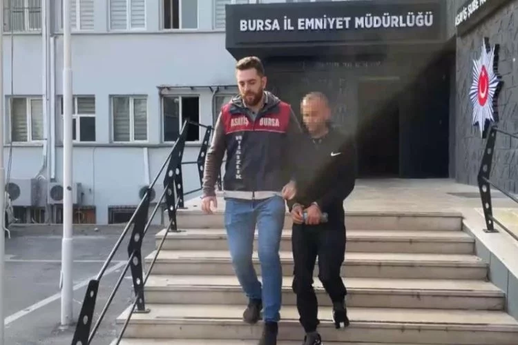 16 bin doları alıp kaçacağını zannetti, Bursa polisinden kaçamadı