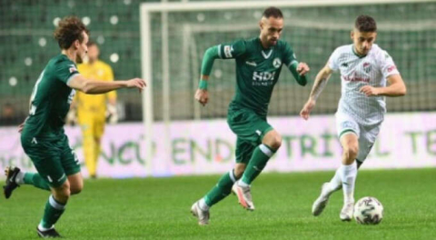 Bursaspor maçında protokol tribününe fazla kişi alan Giresunspor'a PFDK'dan ceza!