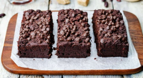 Yağsız unsuz diyet pasta nasıl yapılır?