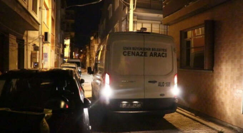 Trans birey çekyat içerisinde ölü bulundu