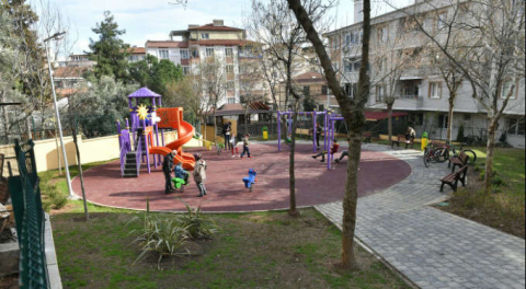 Hizmette sınır yok! Osmangazi'den Orhangazi'ye çocuk parkı!