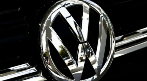 Volkswagen kendi şakasının kurbanı oldu!
