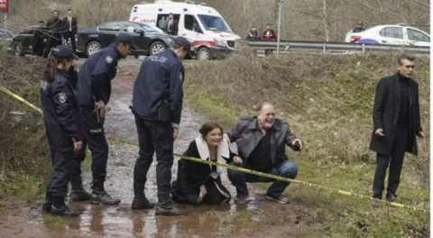 Sadakatsiz'de şoke eden sahne...Ekrana kilitledi