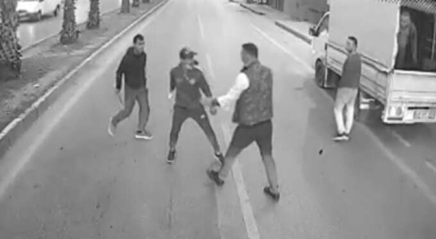 Dayak yiyen kadını kurtarırken canından oluyordu! 'Yine olsa yine yaparım'