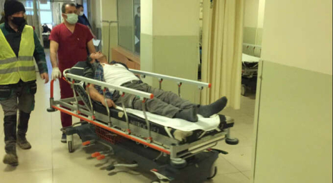 Talihsiz olay! Bursa'da çalışırken kafası kepçeye çarptı!