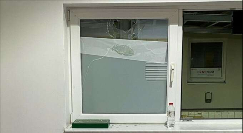 Almanya'da DİTİB camisine taşlı saldırı!