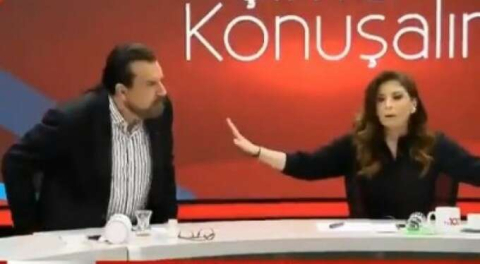 Canlı yayında çok sert 'bildiri' tartışması! Masaları yumrukladılar...