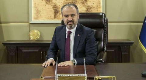 Bursa'dan savaş mağduru çocuklara destek... Başkan Aktaş'ın eşi hemen harekete geçti