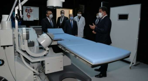 BUÜ Hastanesi'ne modern taş kırma cihazı