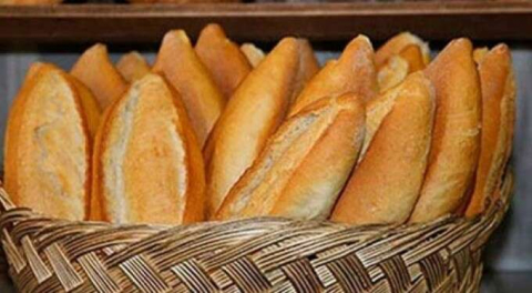 Ankara'da ekmek 1 lira oldu