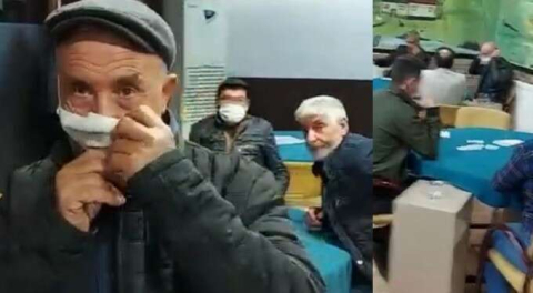 Bursa'da kıraathaneye baskın! 13 kişiye, 45 bin lira ceza uygulandı