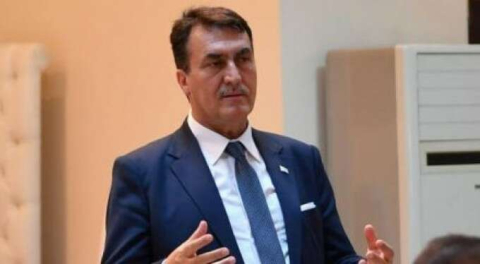 Başkan Dündar'dan sert yanıt: Bu neyin kafası... Sizden izin mi alacağız?