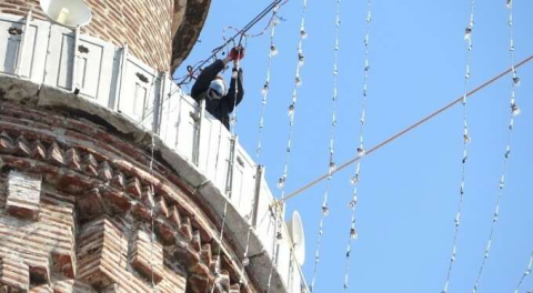 Bursa Ulu Cami'ye Ramazan mahyası! Önemli mesaj...