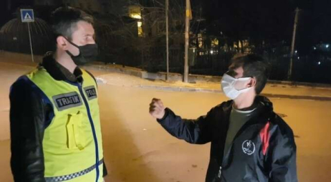 Bursa'da ilginç anlar... 'Memurum beni yakalamış, kaçıp da gidemem'