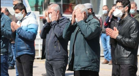 Kocaeli'de bir öğretmen korona kurbanı!