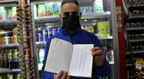 Yerli 'Robin Hood' Bursa'da ortaya çıktı! Tüm veresiye defterlerini kapattı