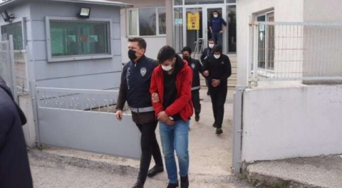 Bursa'da polis uyuşturucu tacirlerine göz açtırmıyor