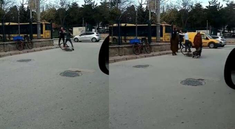 Bursa'da yol verme kavgasında yumruklar konuştu