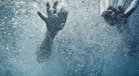 Kan donduran olay! 3 yaşındaki çocuğunu nehre attı...