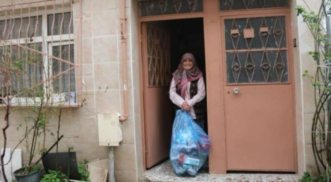 Belediyeye destek! Yıldırım'ın çevreci teyzesi takdir topluyor!