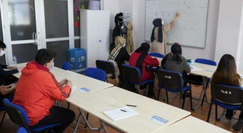 Yıldırım Belediyesi gençleri üniversiteye hazırlıyor