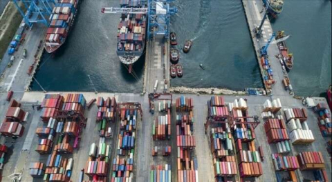 Fitch: Küresel navlun fiyatları kısa vadede yüksek kalmaya devam edecek!