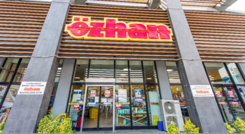 Özhan, ramazan ayında uygun fiyatlarla yüz güldürüyor!