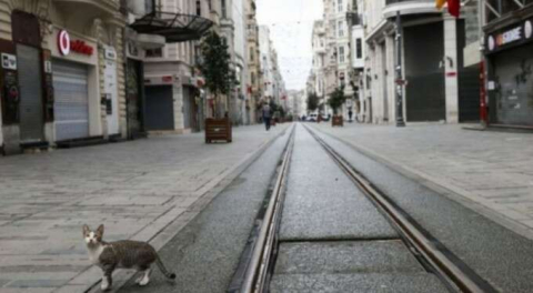 82 saatlik sokak kısıtlaması başladı