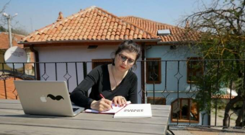 Karamuti yeni kitaplarında Bursa Misi'den ilham aldı!