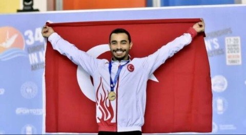 Ferhat Arıcan'dan altın madalya!