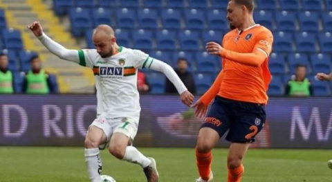 Başakşehir Alanyaspor maçı sessiz bitti