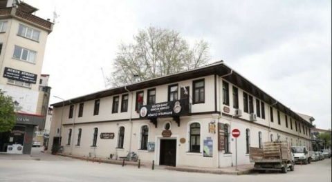 Bursa İnegöl'e 'Yeni Nöbetçi Kitaphane'!