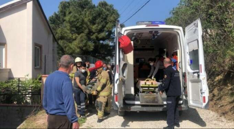 Bursa'da traktör kazası! Ağır yaralı sürücünün yardımına muhtar yetişti!