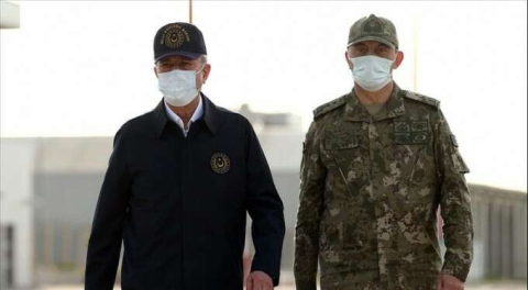 Milli Savunma Bakanı Akar Irak sınırında!