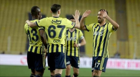 Fenerbahçe 3 puanı 3 golle aldı!