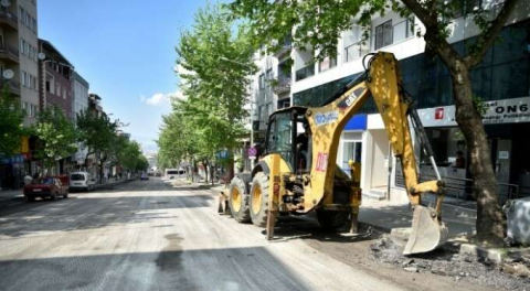 Bursa'da tam kapanmada asfalt seferberliği!