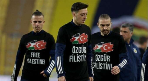 Fenerbahçe-Sivasspor maçında Filistin unutulmadı!