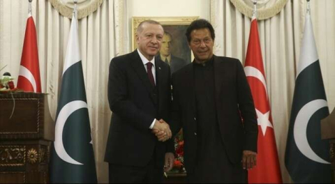 Erdoğan, Pakistan Başbakanı İmran Han ile İsrail'in saldırılarını görüştü!